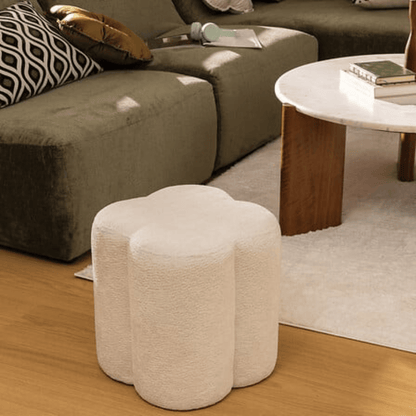 Alpha 55 Blanc Pouf Fleur Chenille Blanc – Doux, Chic & Tendance